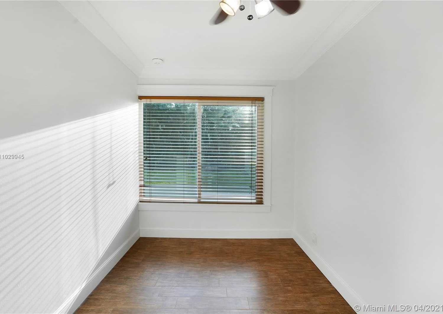 Small Image of 4481 SOUTH WEST 38TH TER, Dania Beach Number 33