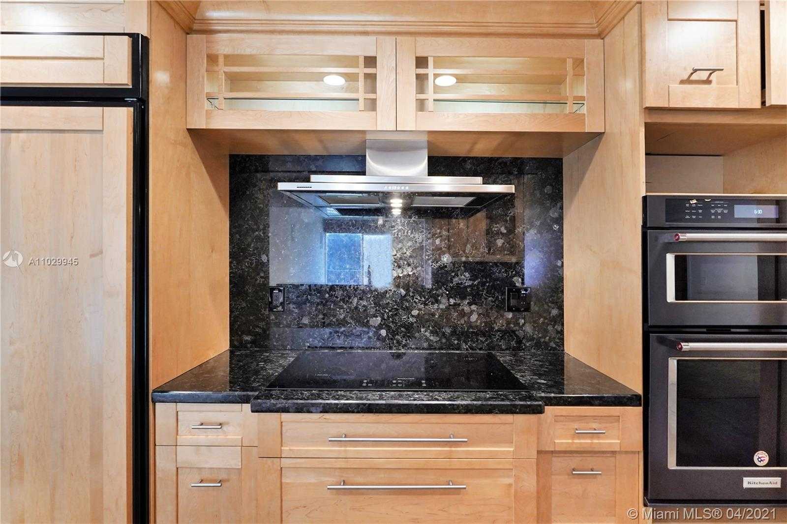 Small Image of 4481 SOUTH WEST 38TH TER, Dania Beach Number 34