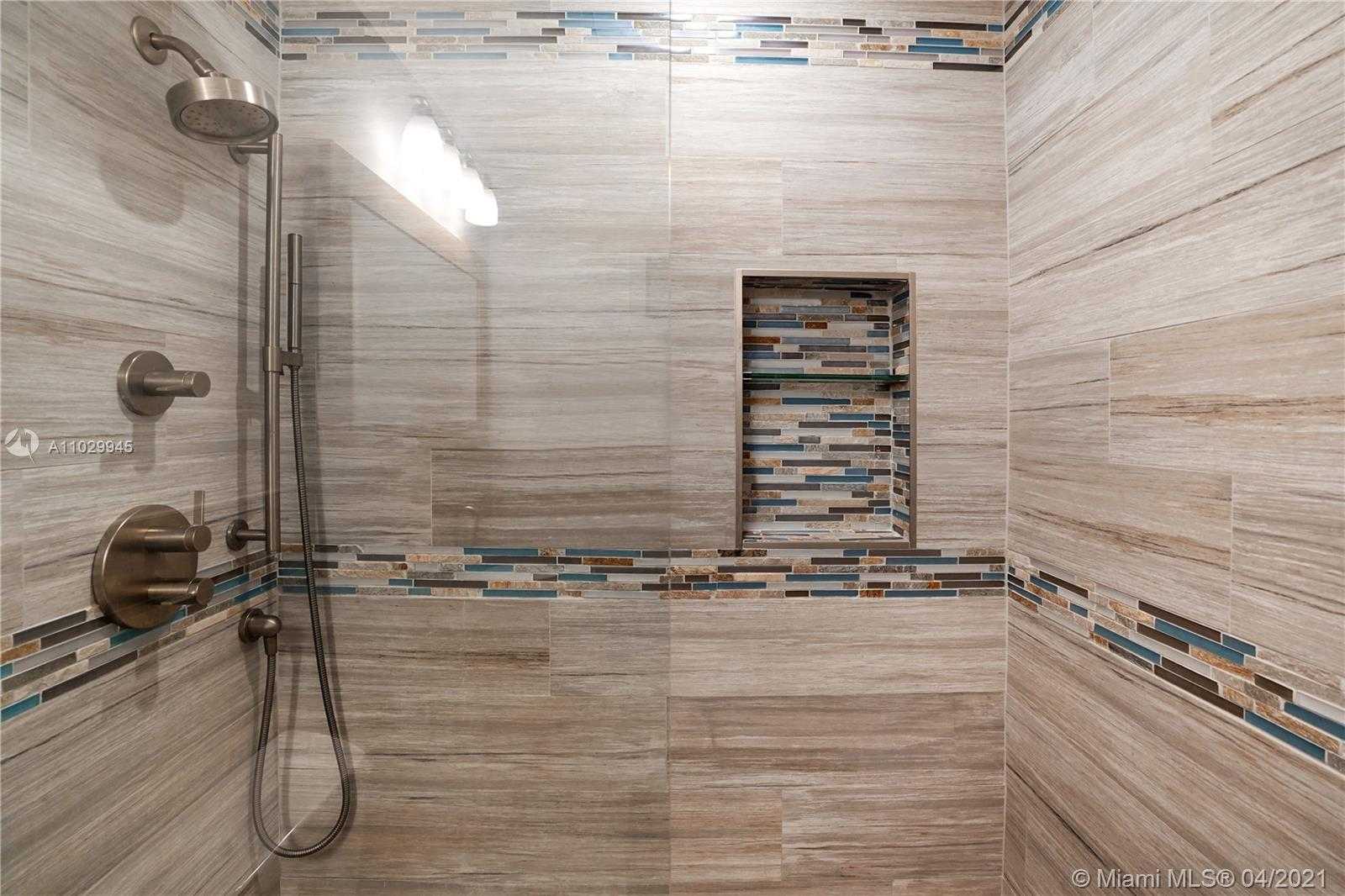 Small Image of 4481 SOUTH WEST 38TH TER, Dania Beach Number 39