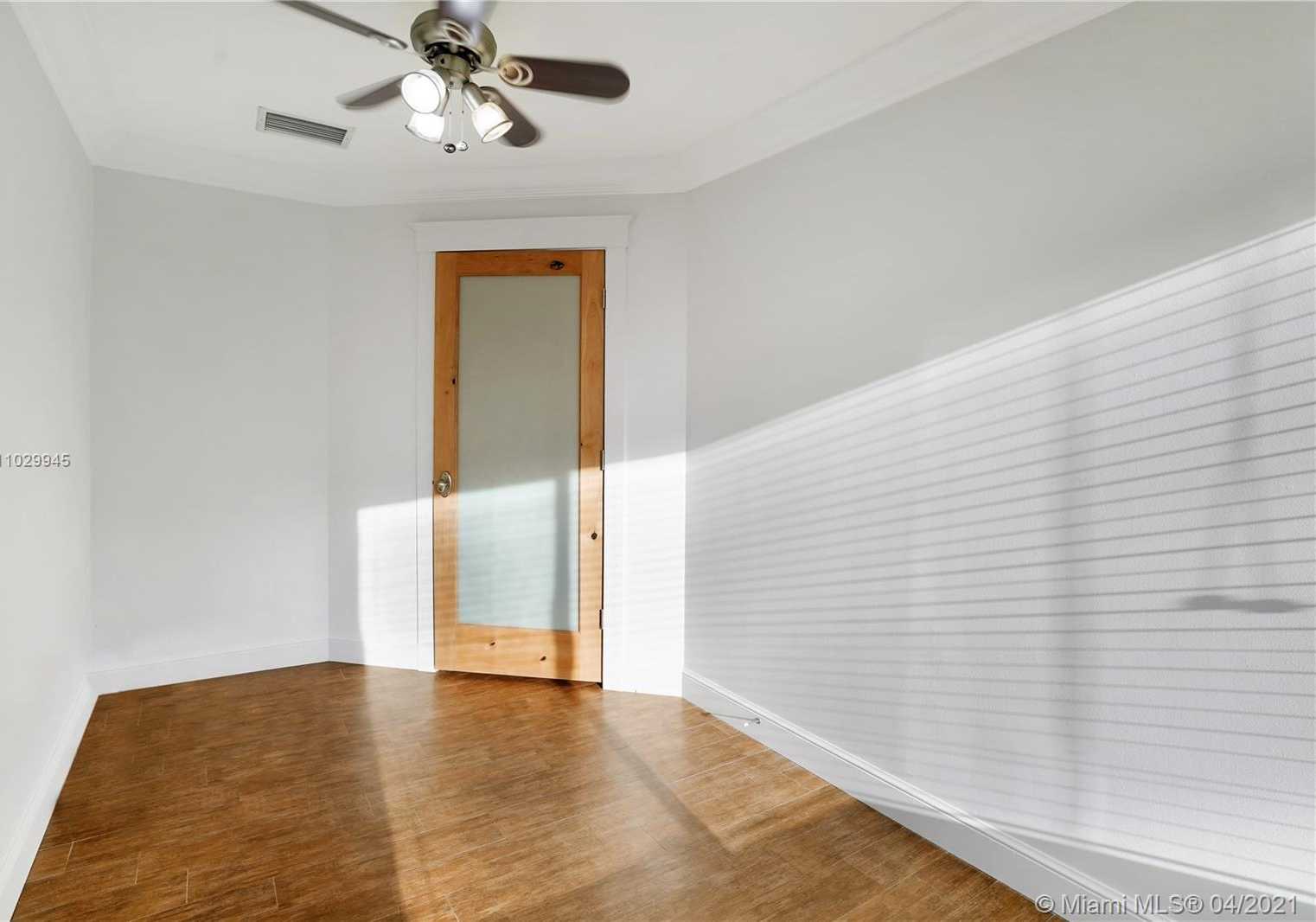 Small Image of 4481 SOUTH WEST 38TH TER, Dania Beach Number 43
