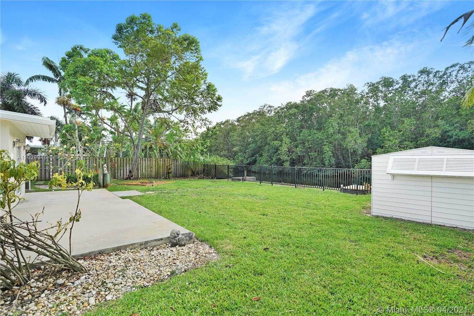 Small Image of 4481 SOUTH WEST 38TH TER, Dania Beach Number 49