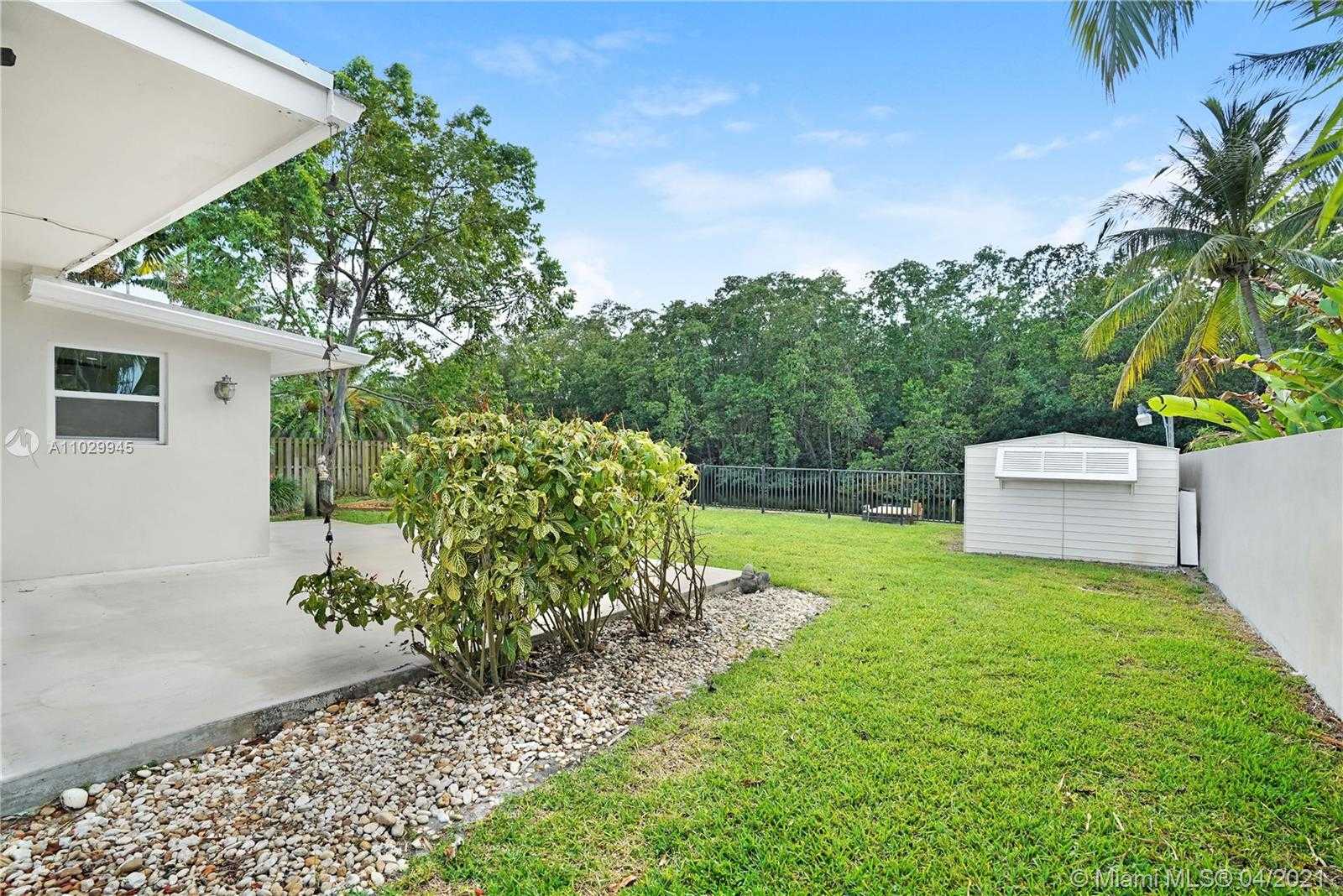 Small Image of 4481 SOUTH WEST 38TH TER, Dania Beach Number 50