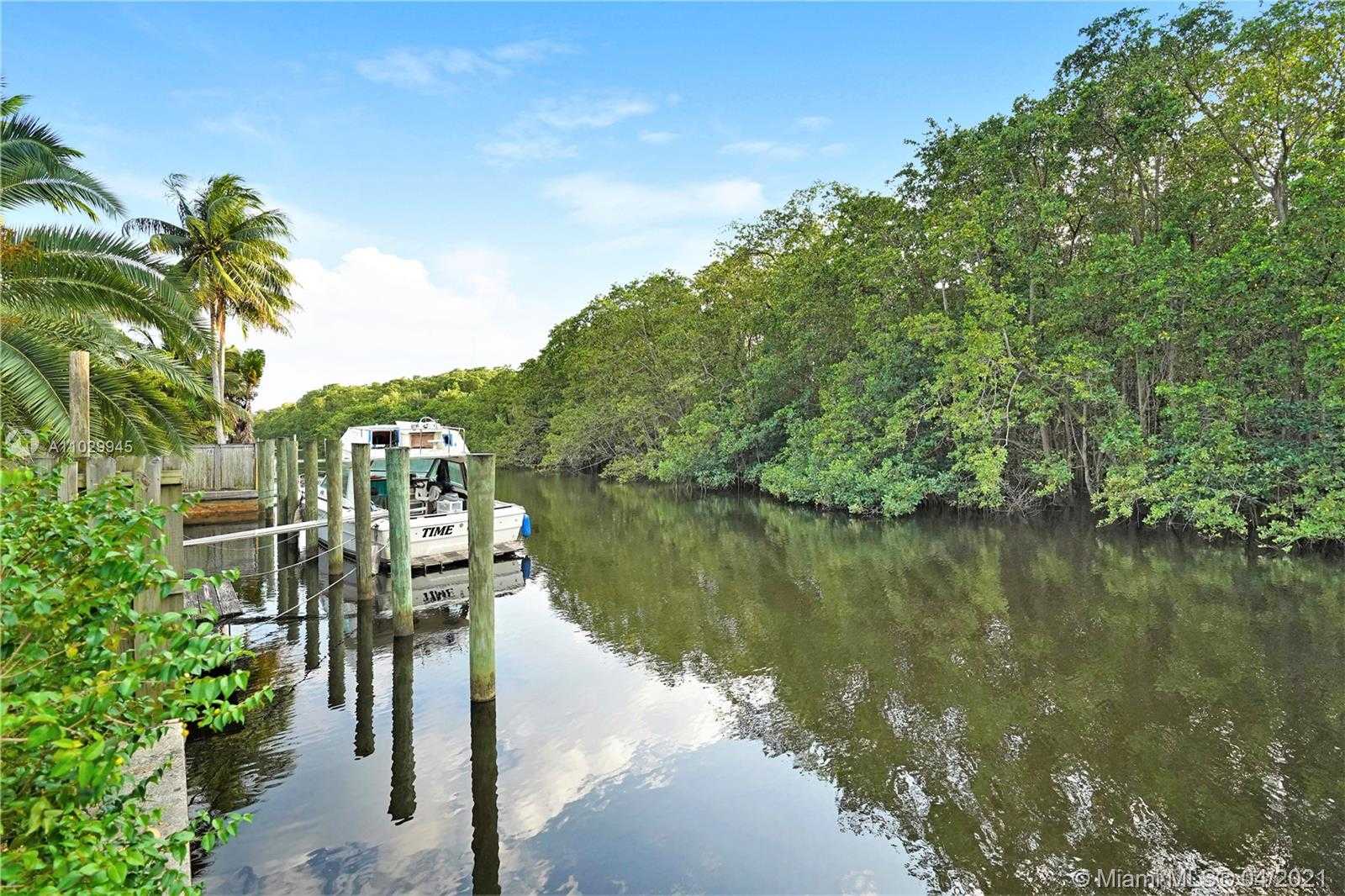 Small Image of 4481 SOUTH WEST 38TH TER, Dania Beach Number 56