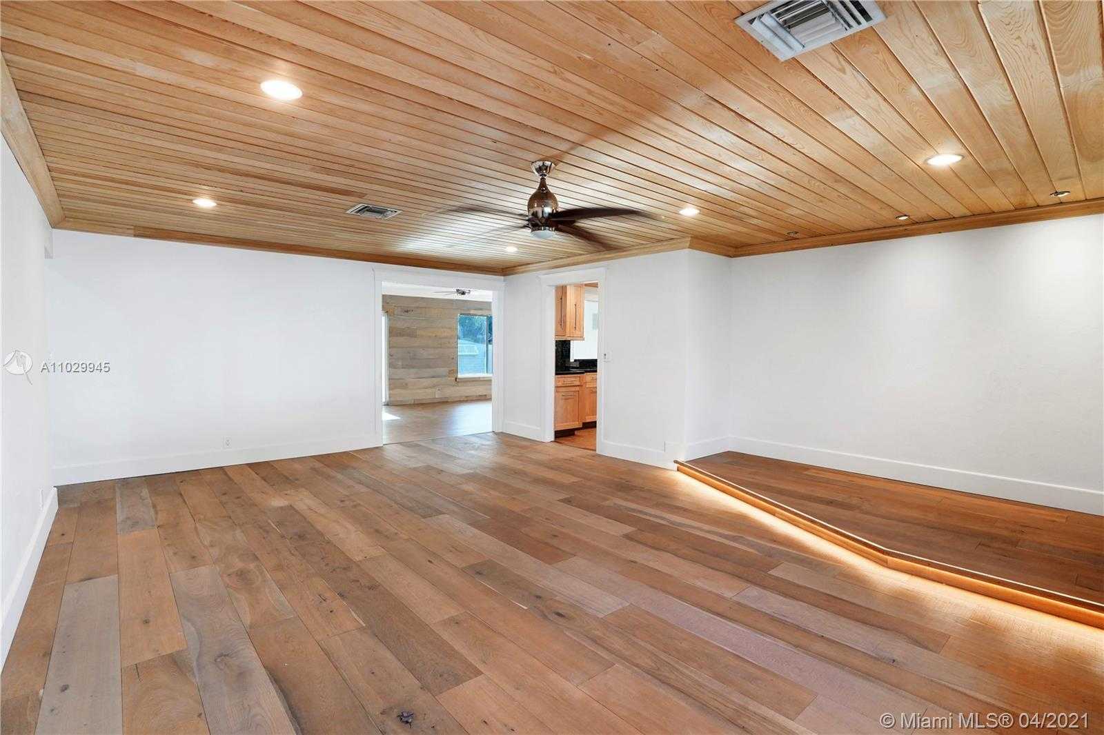 Small Image of 4481 SOUTH WEST 38TH TER, Dania Beach Number 6