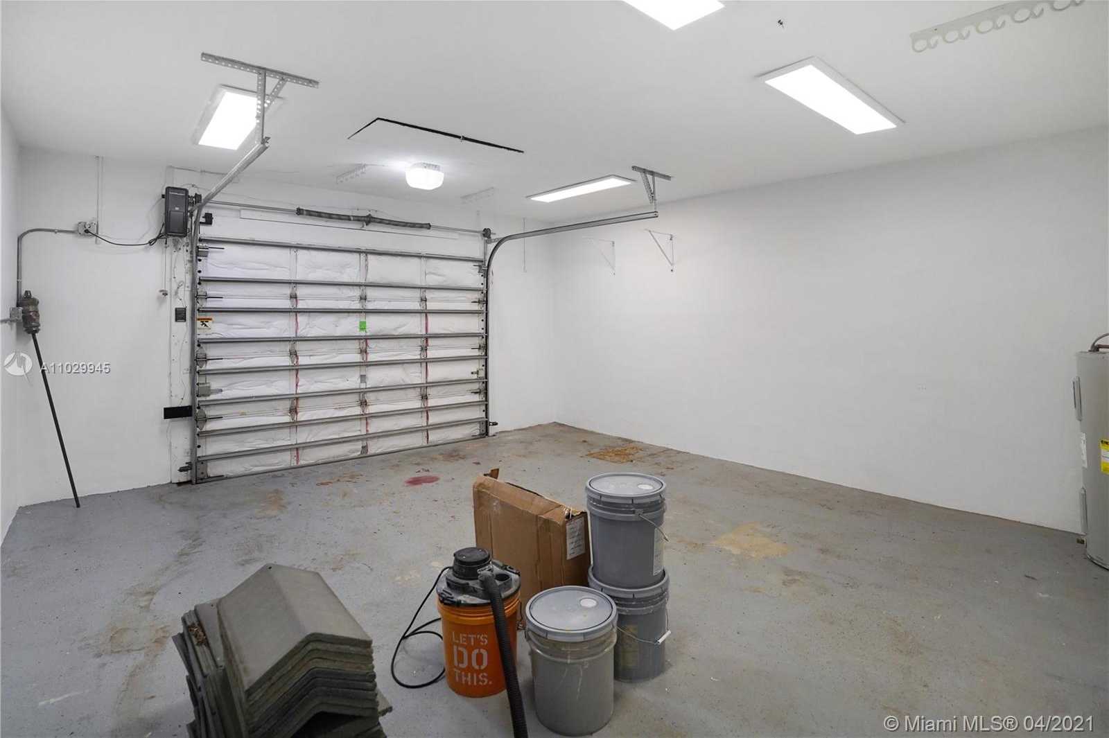 Small Image of 4481 SOUTH WEST 38TH TER, Dania Beach Number 65