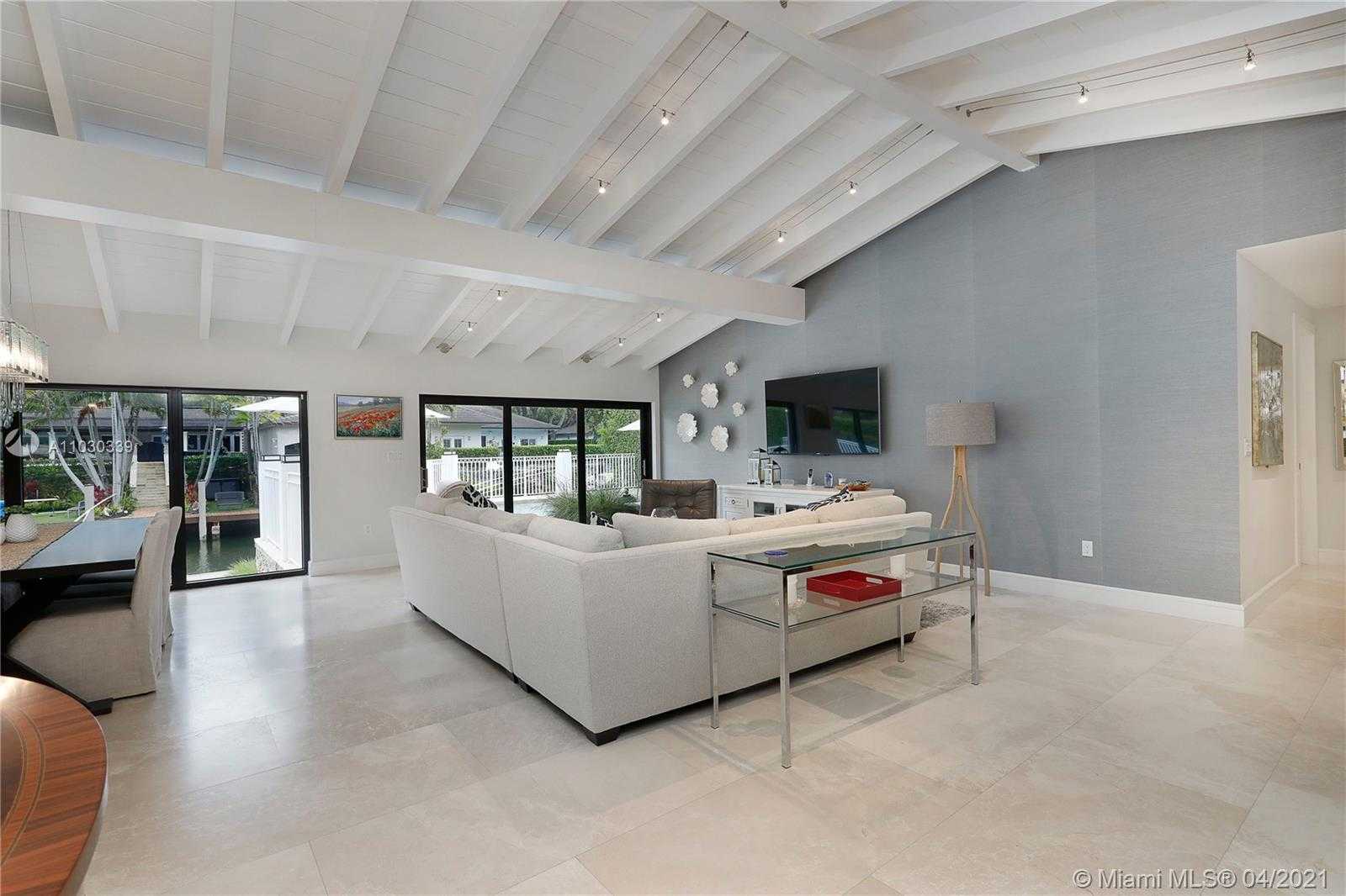 Small Image of 1133 SOUTH ALHAMBRA CIR, Coral Gables Number 12