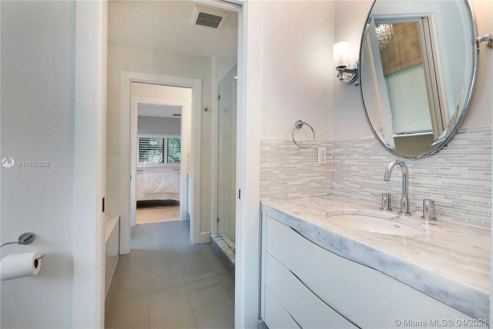 Small Image of 1133 SOUTH ALHAMBRA CIR, Coral Gables Number 26