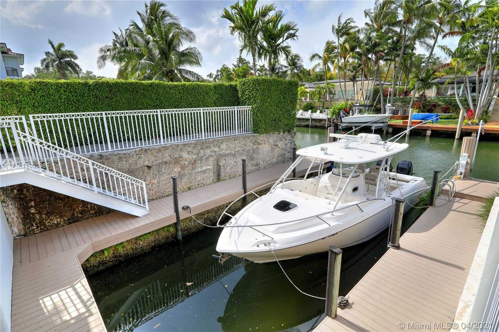 Small Image of 1133 SOUTH ALHAMBRA CIR, Coral Gables Number 30
