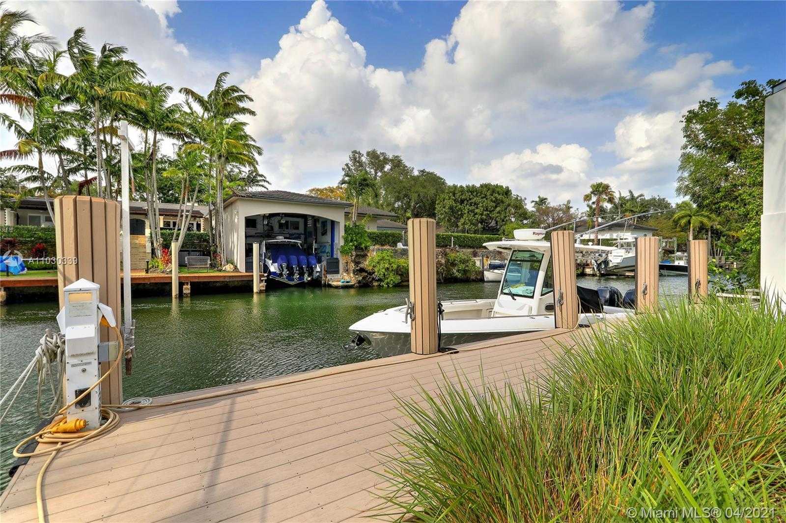 Small Image of 1133 SOUTH ALHAMBRA CIR, Coral Gables Number 31