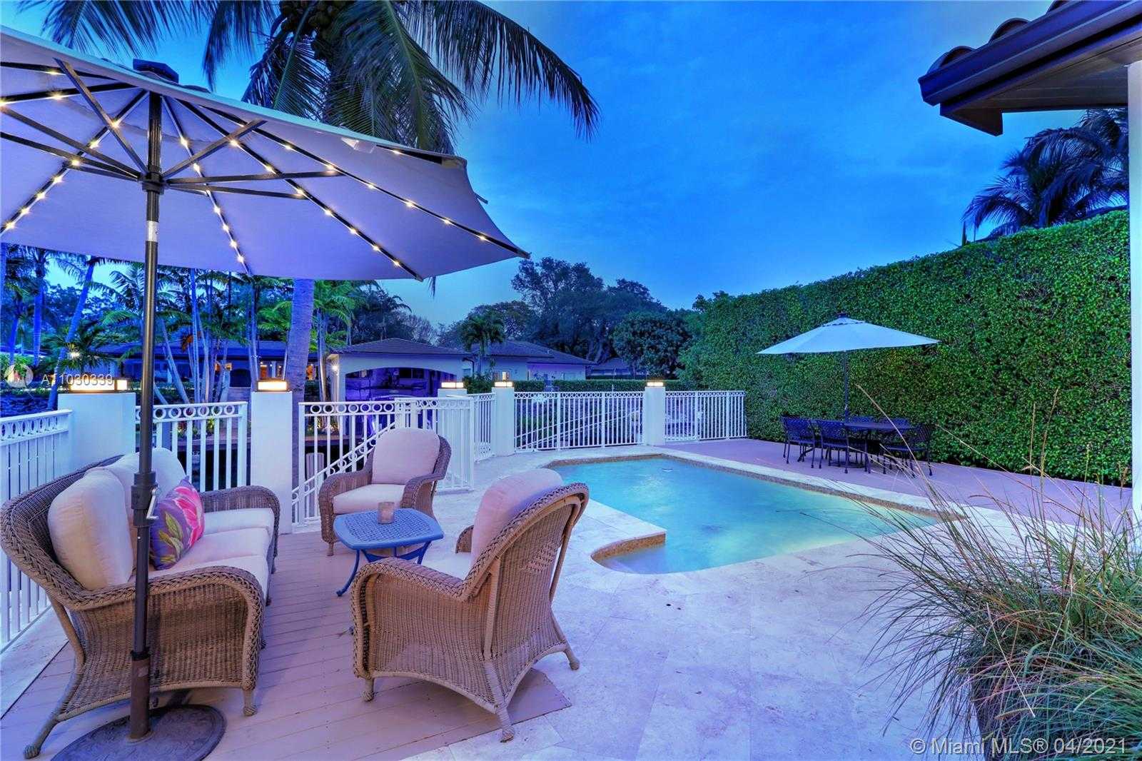 Small Image of 1133 SOUTH ALHAMBRA CIR, Coral Gables Number 5