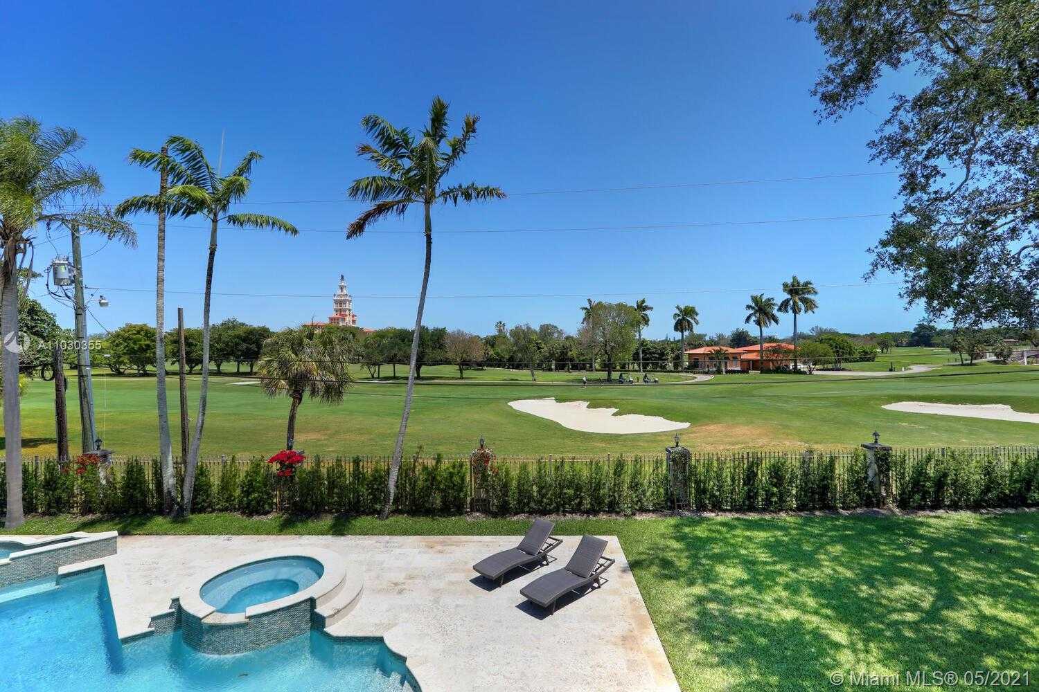 Small Image of 3425 ALHAMBRA CIR, Coral Gables Number 35
