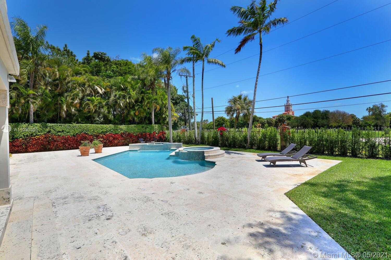 Small Image of 3425 ALHAMBRA CIR, Coral Gables Number 36