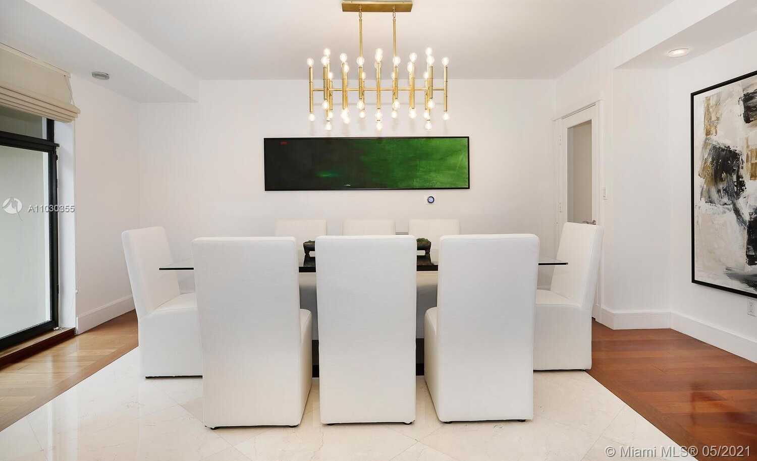 Small Image of 3425 ALHAMBRA CIR, Coral Gables Number 9