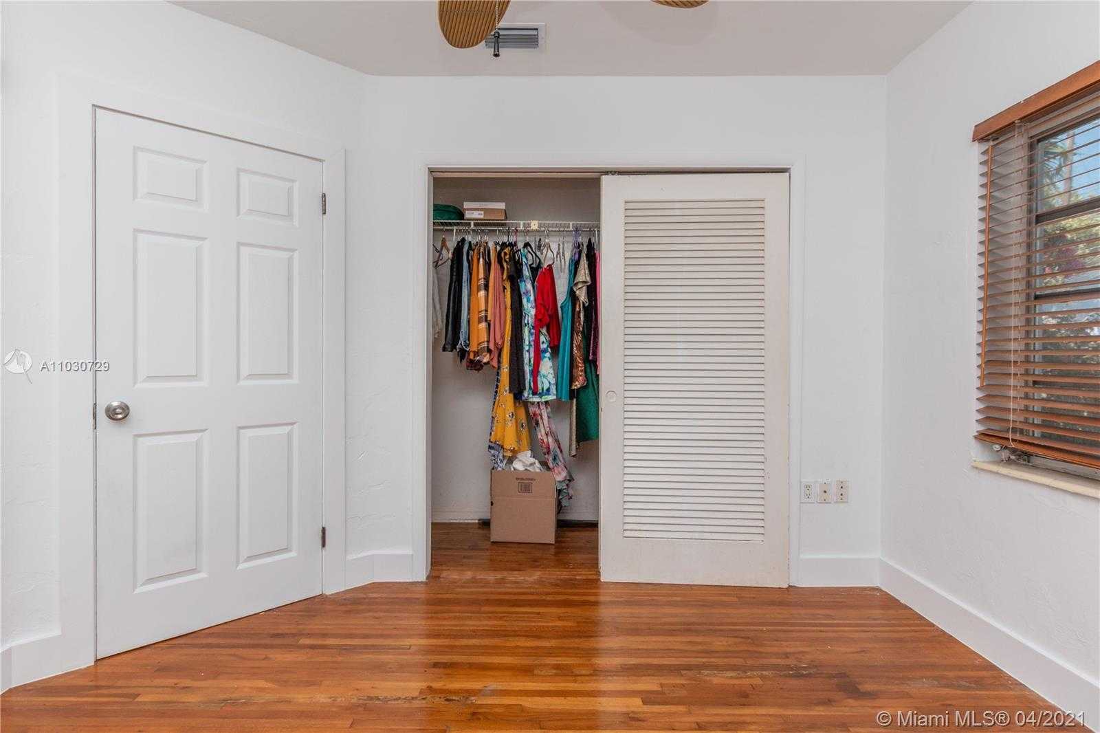 Small Image of 2410 SOUTH WEST 25TH ST, Miami Number 14