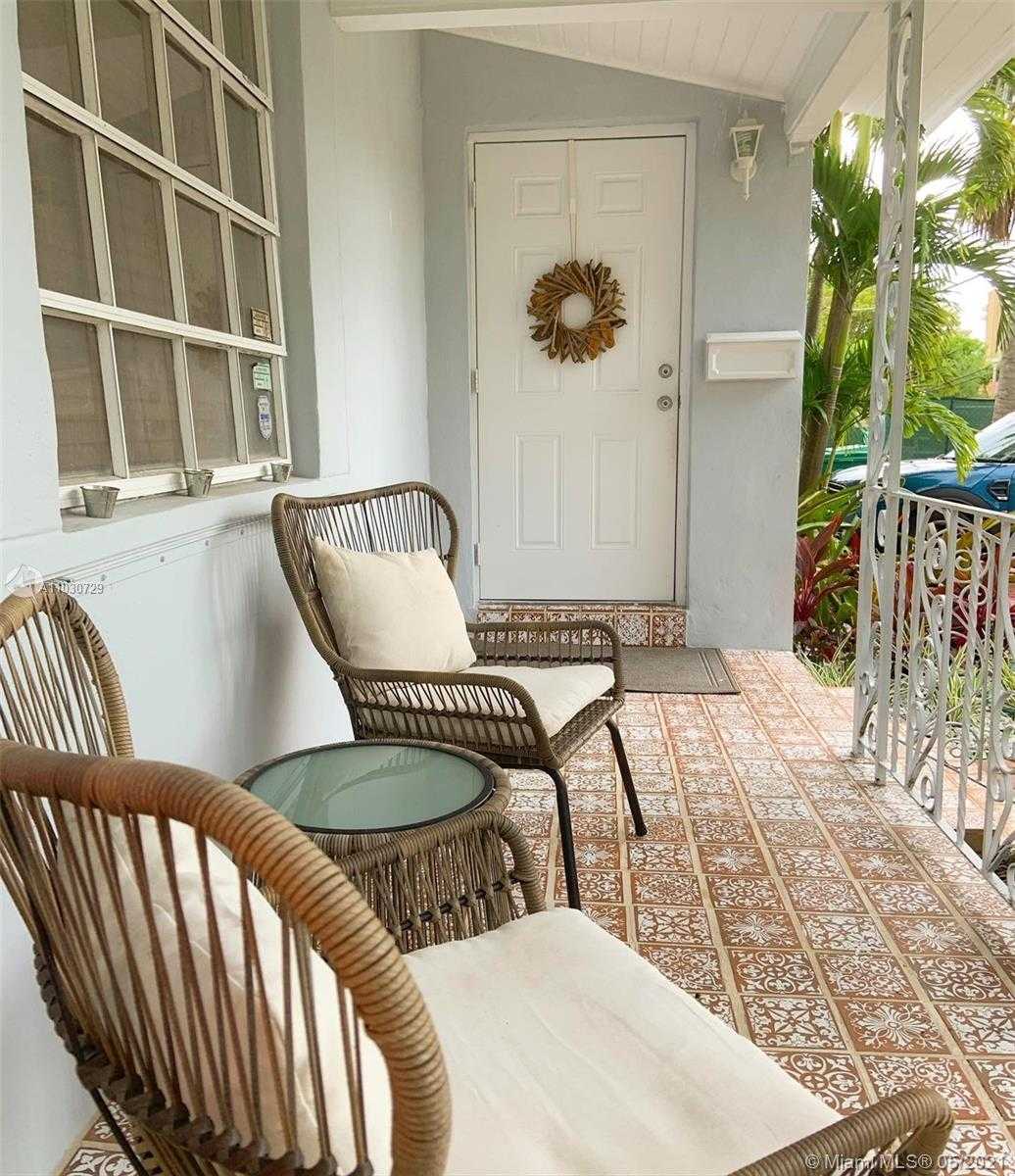 Small Image of 2410 SOUTH WEST 25TH ST, Miami Number 3