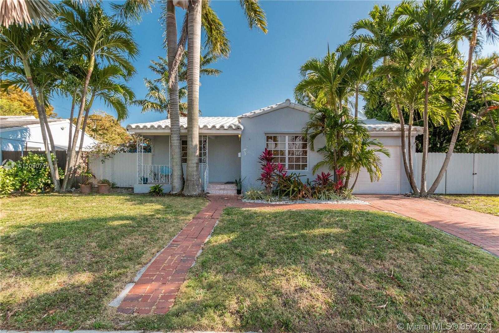 Small Image of 2410 SOUTH WEST 25TH ST, Miami Number 5