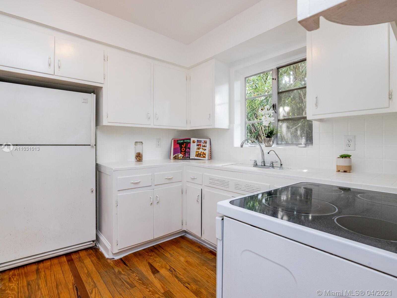 Small Image of 26 NORTH WEST 108TH ST, Miami Shores Number 17