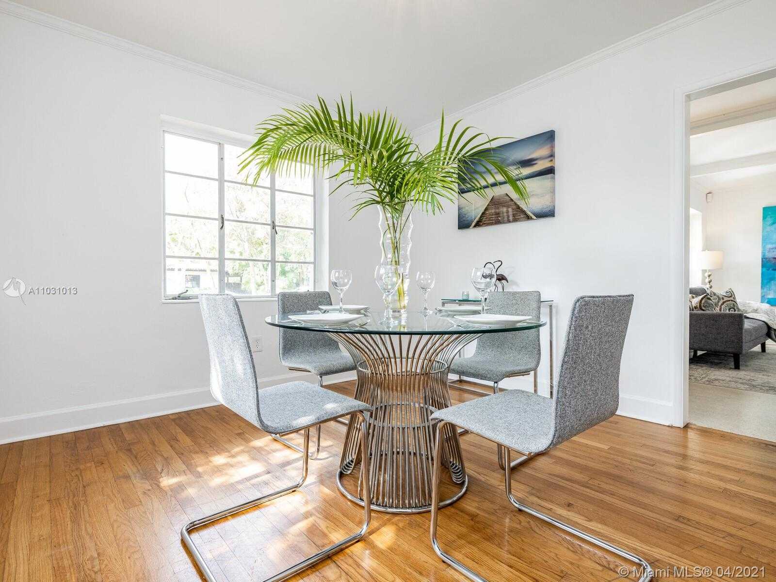 Small Image of 26 NORTH WEST 108TH ST, Miami Shores Number 19