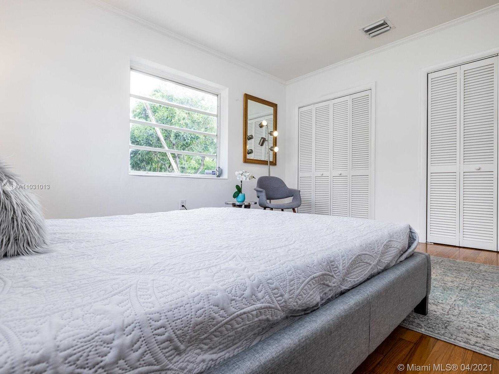 Small Image of 26 NORTH WEST 108TH ST, Miami Shores Number 21