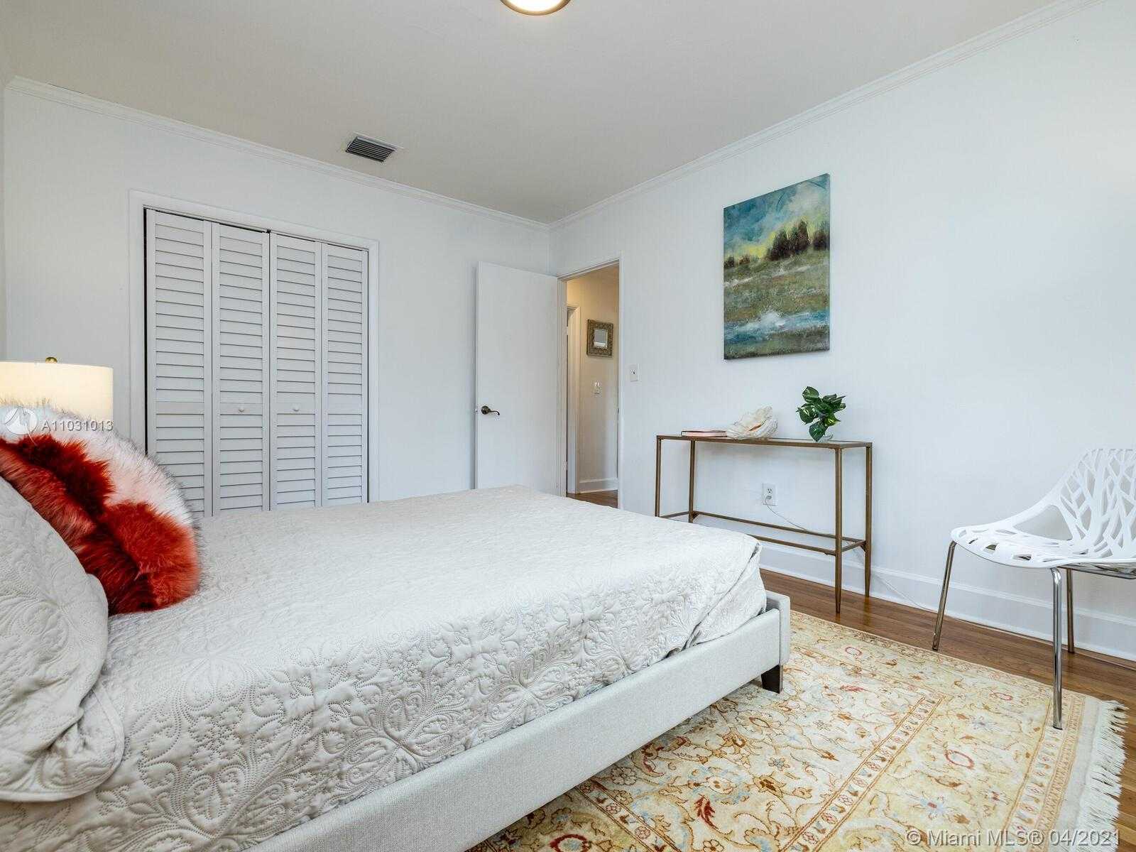 Small Image of 26 NORTH WEST 108TH ST, Miami Shores Number 26