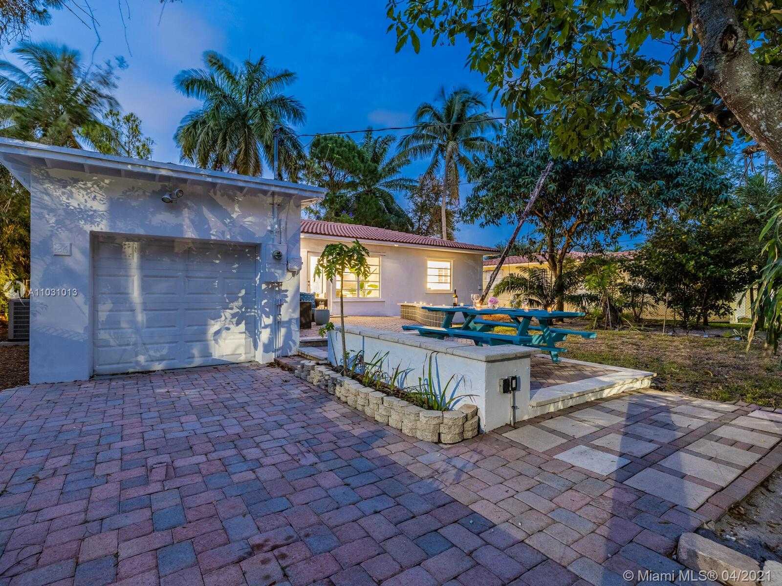 Small Image of 26 NORTH WEST 108TH ST, Miami Shores Number 28