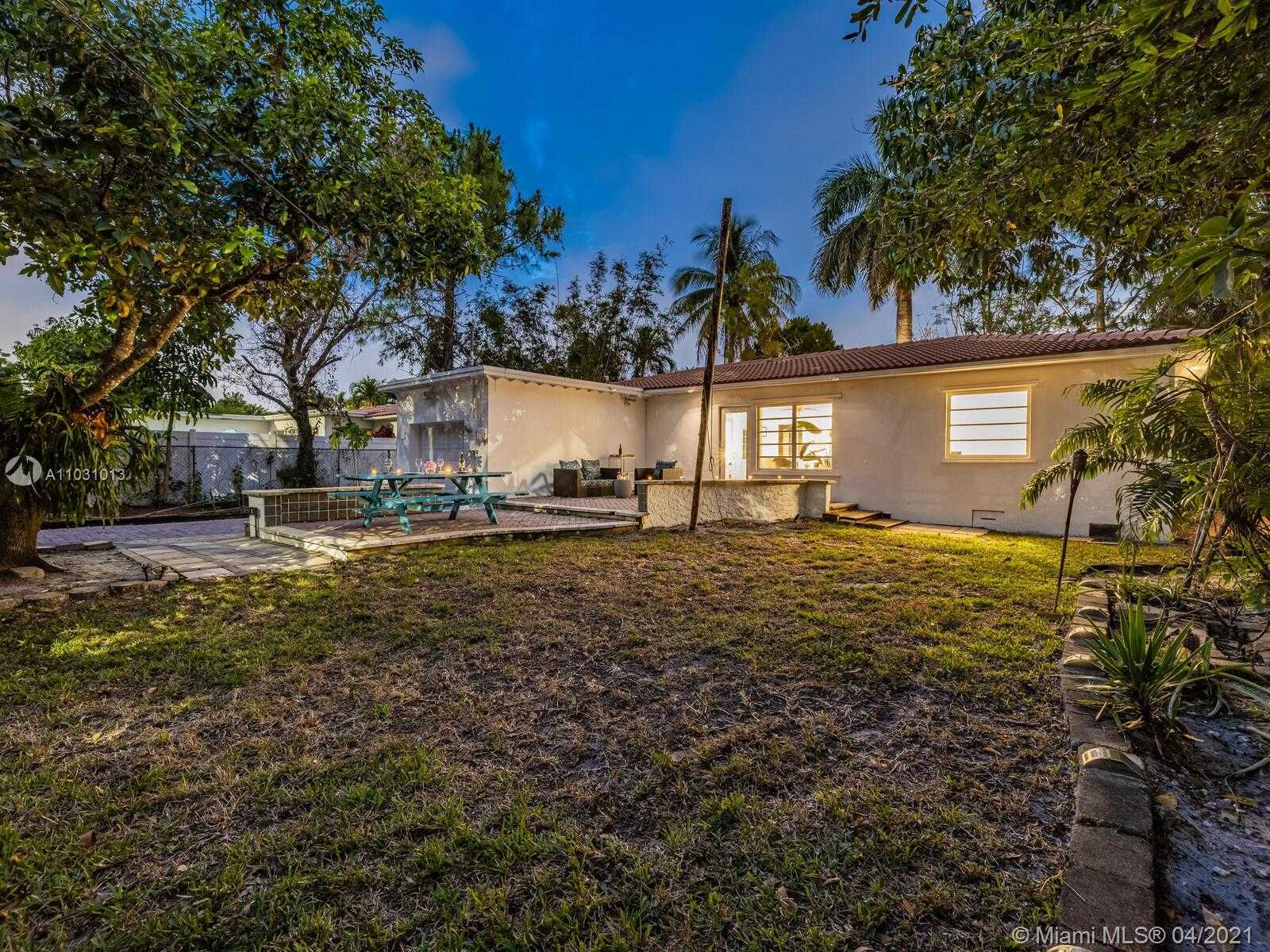 Small Image of 26 NORTH WEST 108TH ST, Miami Shores Number 30