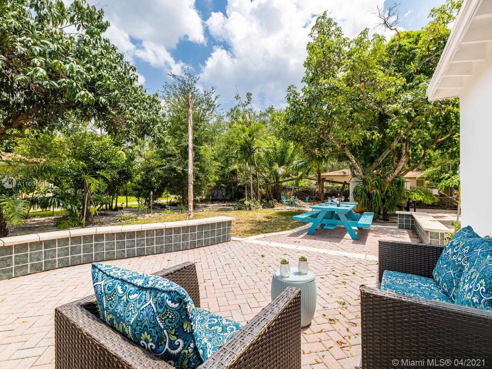 Small Image of 26 NORTH WEST 108TH ST, Miami Shores Number 31