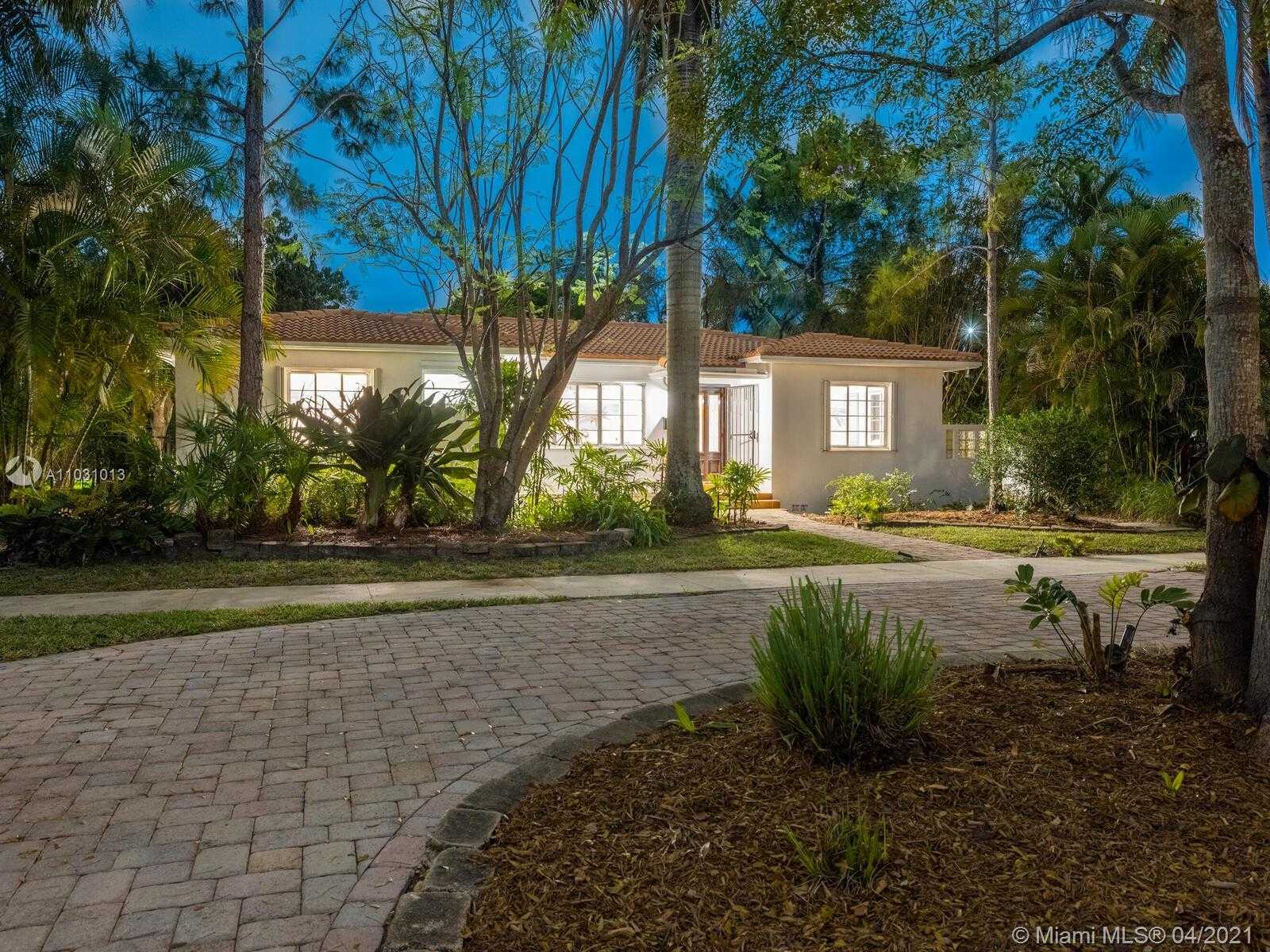 Small Image of 26 NORTH WEST 108TH ST, Miami Shores Number 6