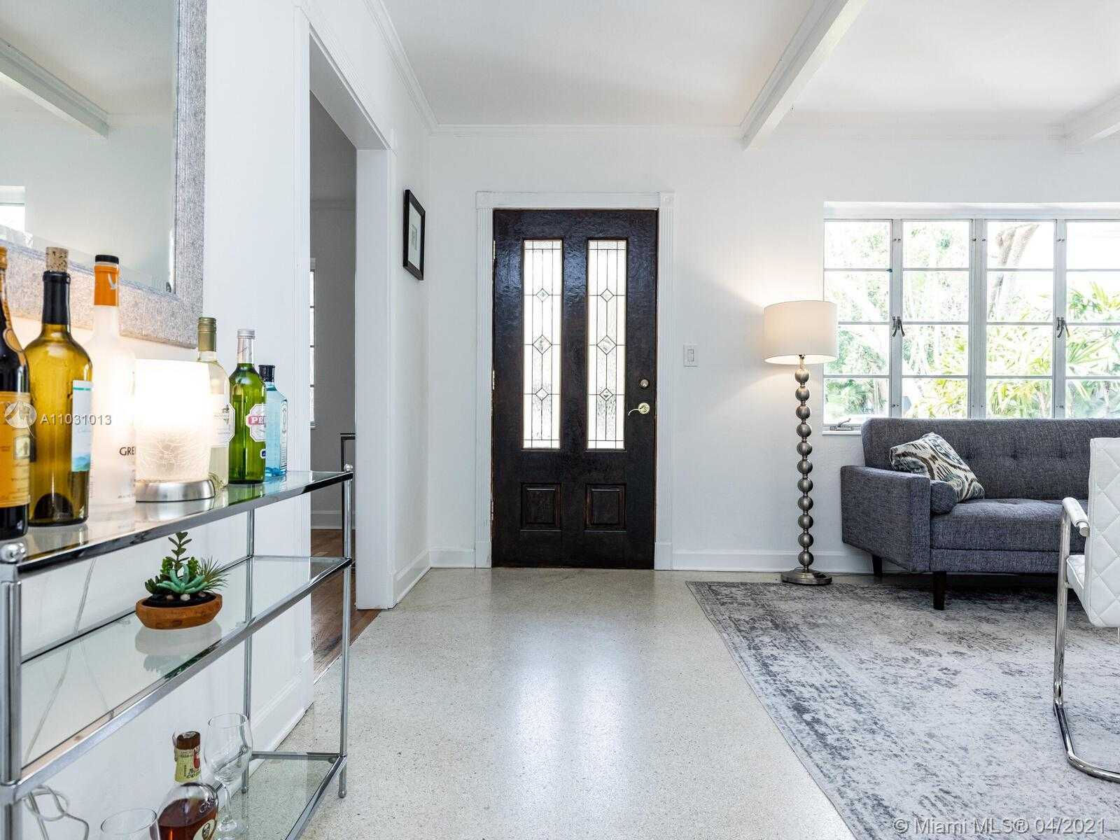 Small Image of 26 NORTH WEST 108TH ST, Miami Shores Number 8
