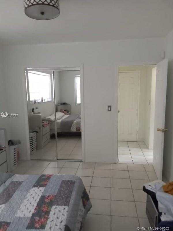 Small Image of 17153 NORTH EAST 3RD AVE, North Miami Beach Number 10