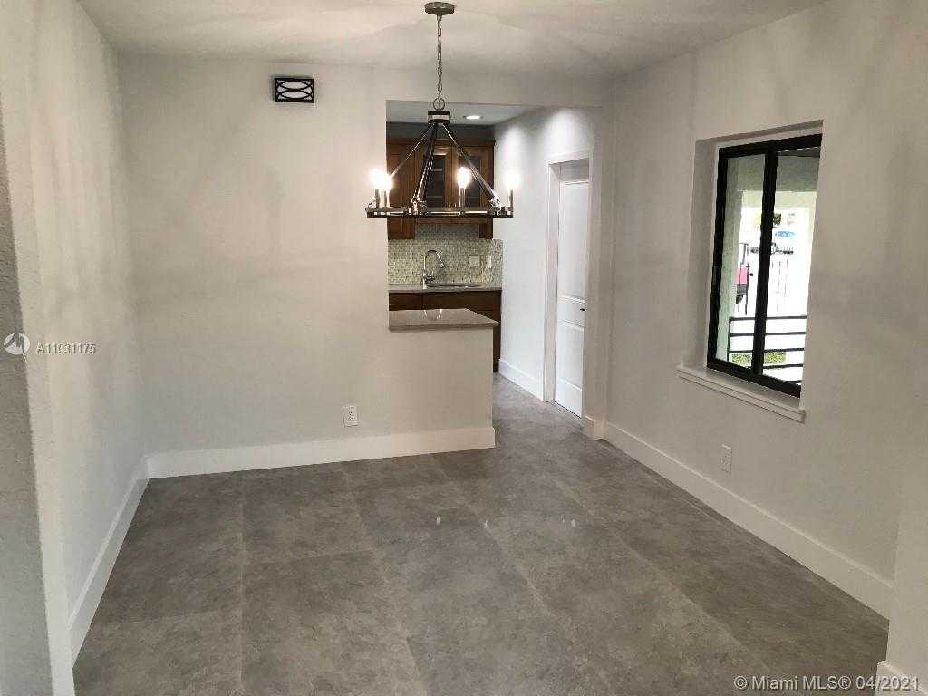 Small Image of 640 SOUTH EAST 8TH ST, Hialeah Number 14