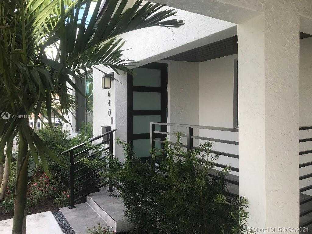 Small Image of 640 SOUTH EAST 8TH ST, Hialeah Number 4