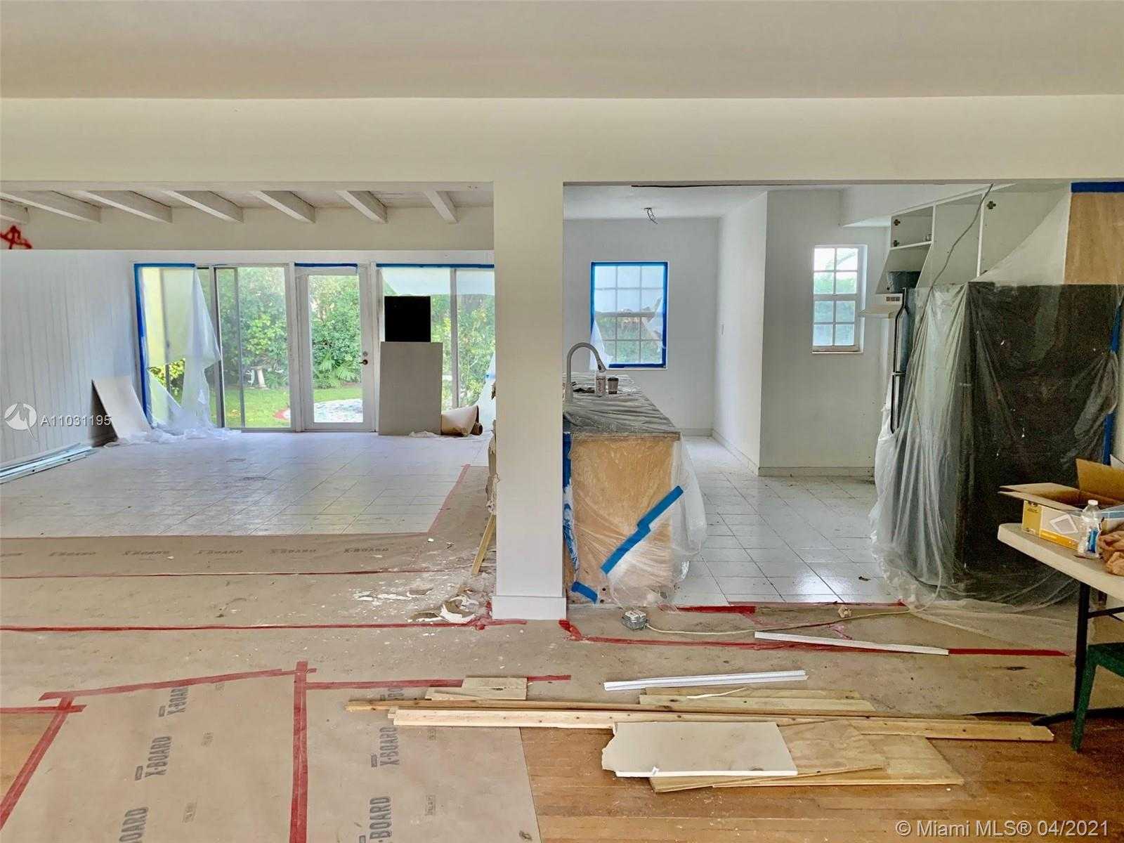 Small Image of 930 NORTH EAST 74TH ST, Miami Number 5
