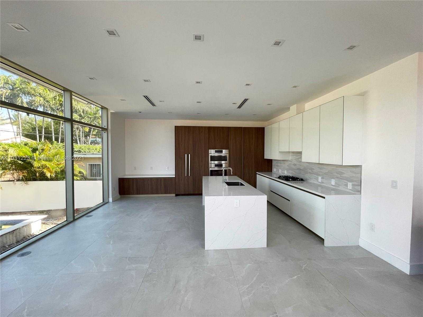 Small Image of 1201 WEST 47TH ST, Miami Beach Number 10