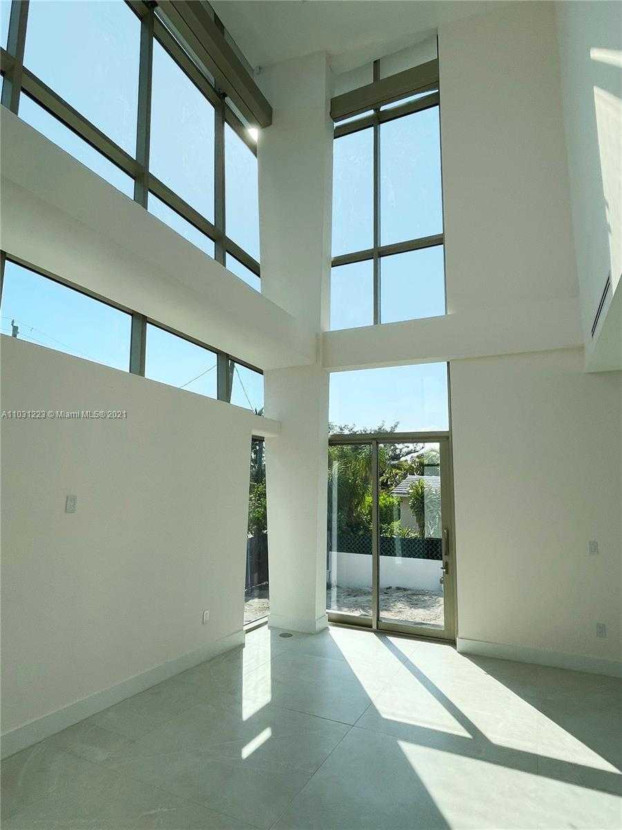Small Image of 1201 WEST 47TH ST, Miami Beach Number 14