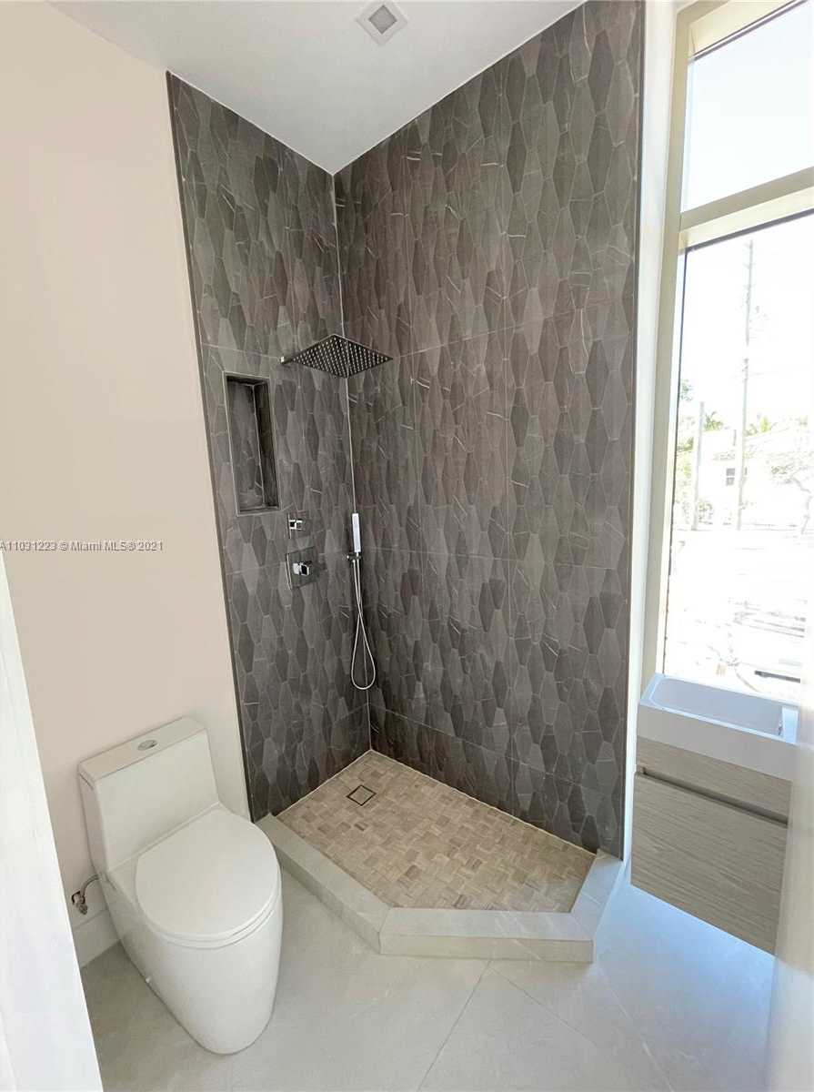 Small Image of 1201 WEST 47TH ST, Miami Beach Number 25
