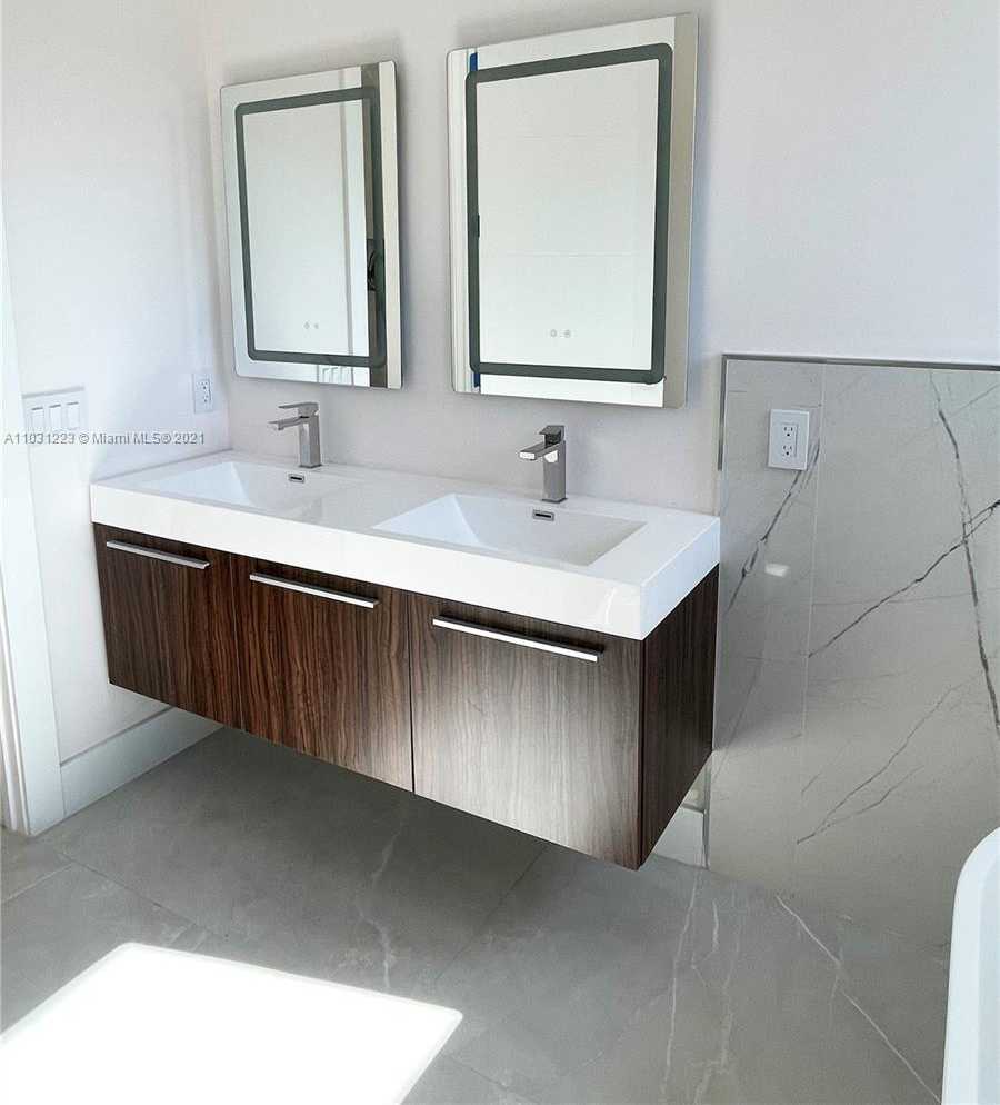 Small Image of 1201 WEST 47TH ST, Miami Beach Number 29