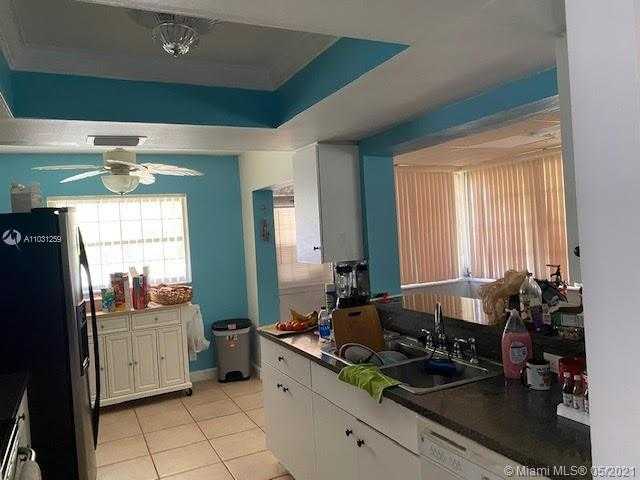 Small Image of 6008 NORTH WEST 69TH AVE, Tamarac Number 5