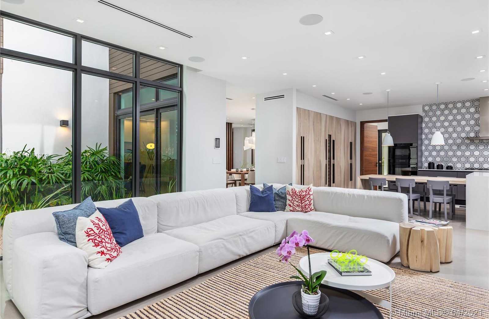 Small Image of 237 BAL CROSS DR, Bal Harbour Number 11
