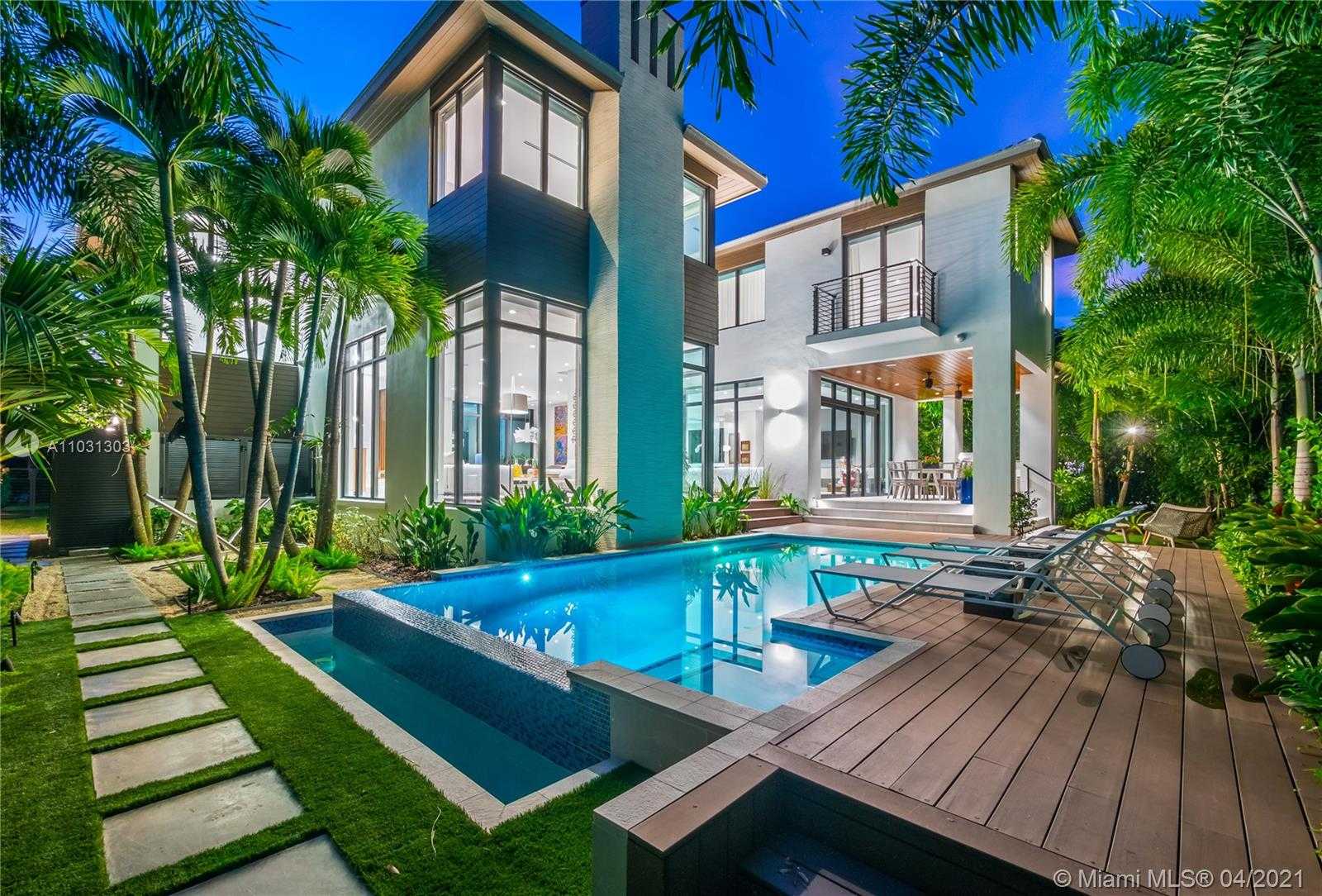 Small Image of 237 BAL CROSS DR, Bal Harbour Number 19