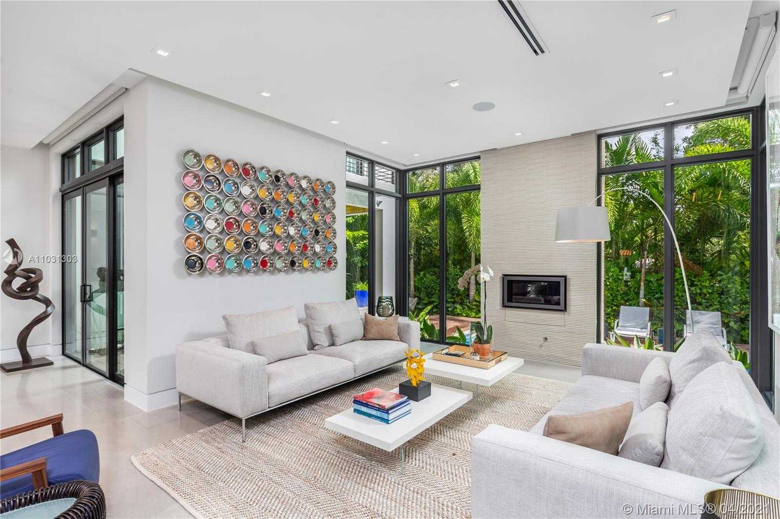 Small Image of 237 BAL CROSS DR, Bal Harbour Number 5