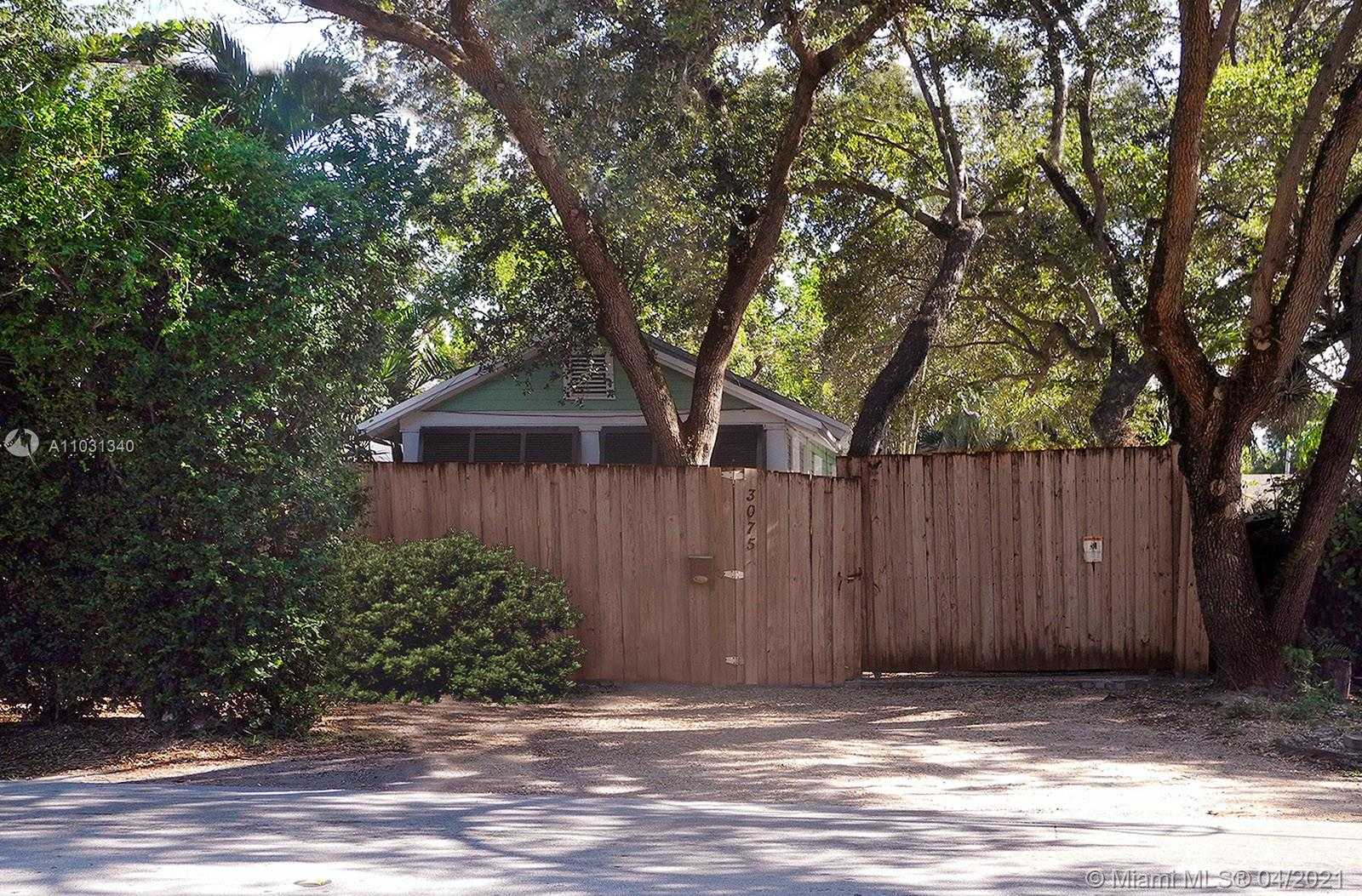 Small Image of 3075 MCDONALD AVENUE, Coconut Grove Number 7
