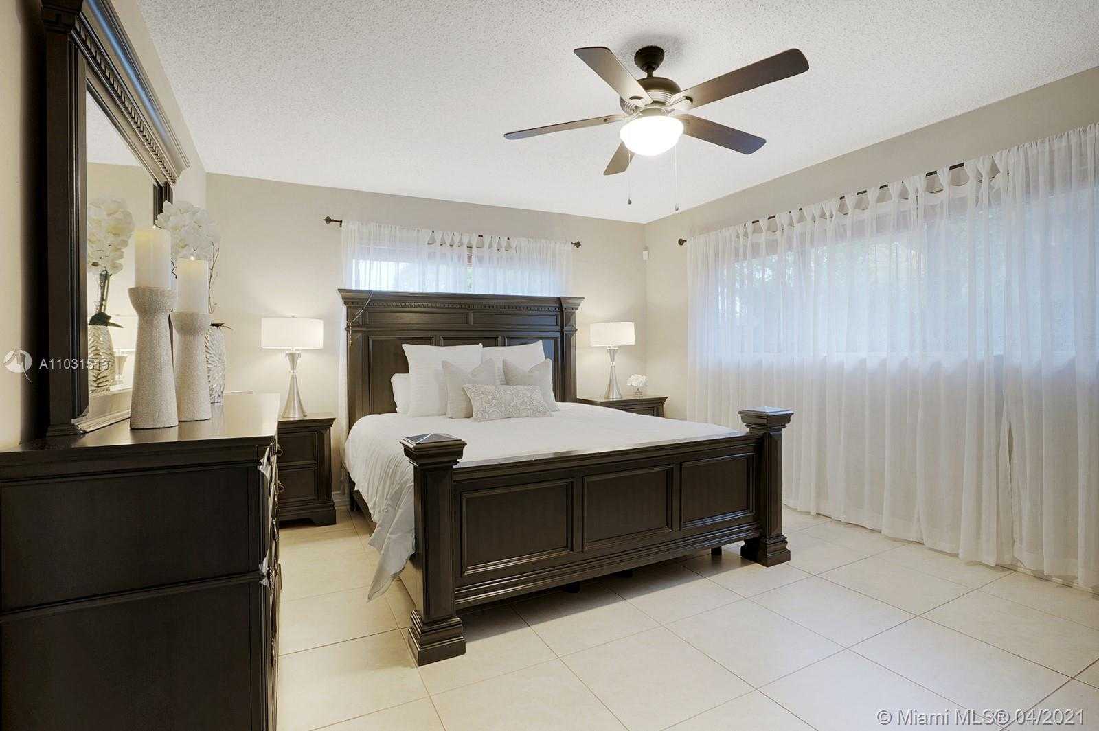 Small Image of 1436 SOUTH WEST 14TH TER, Miami Number 16