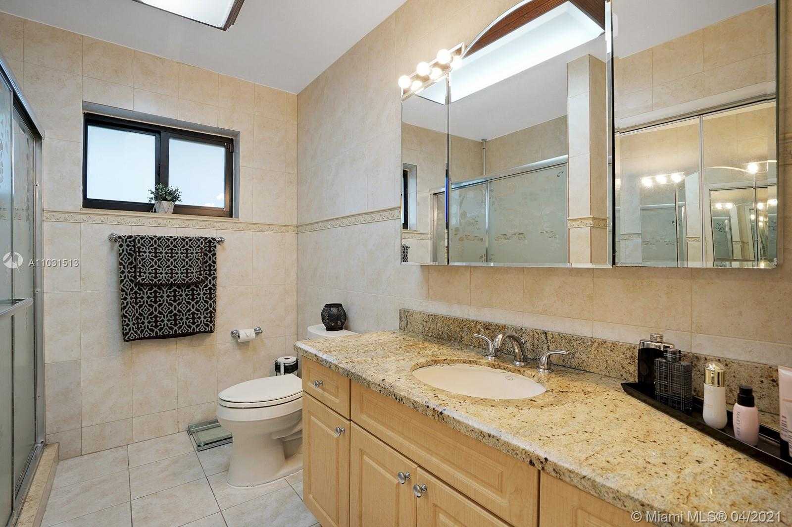 Small Image of 1436 SOUTH WEST 14TH TER, Miami Number 18