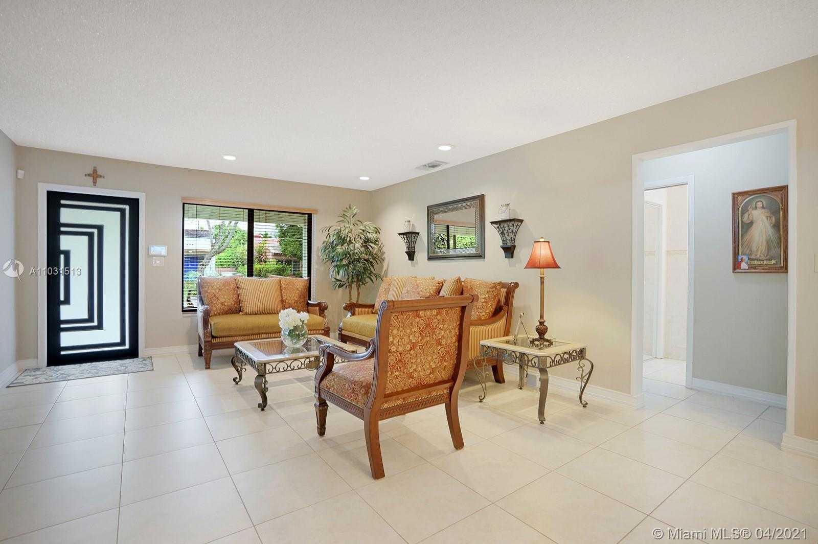 Small Image of 1436 SOUTH WEST 14TH TER, Miami Number 25