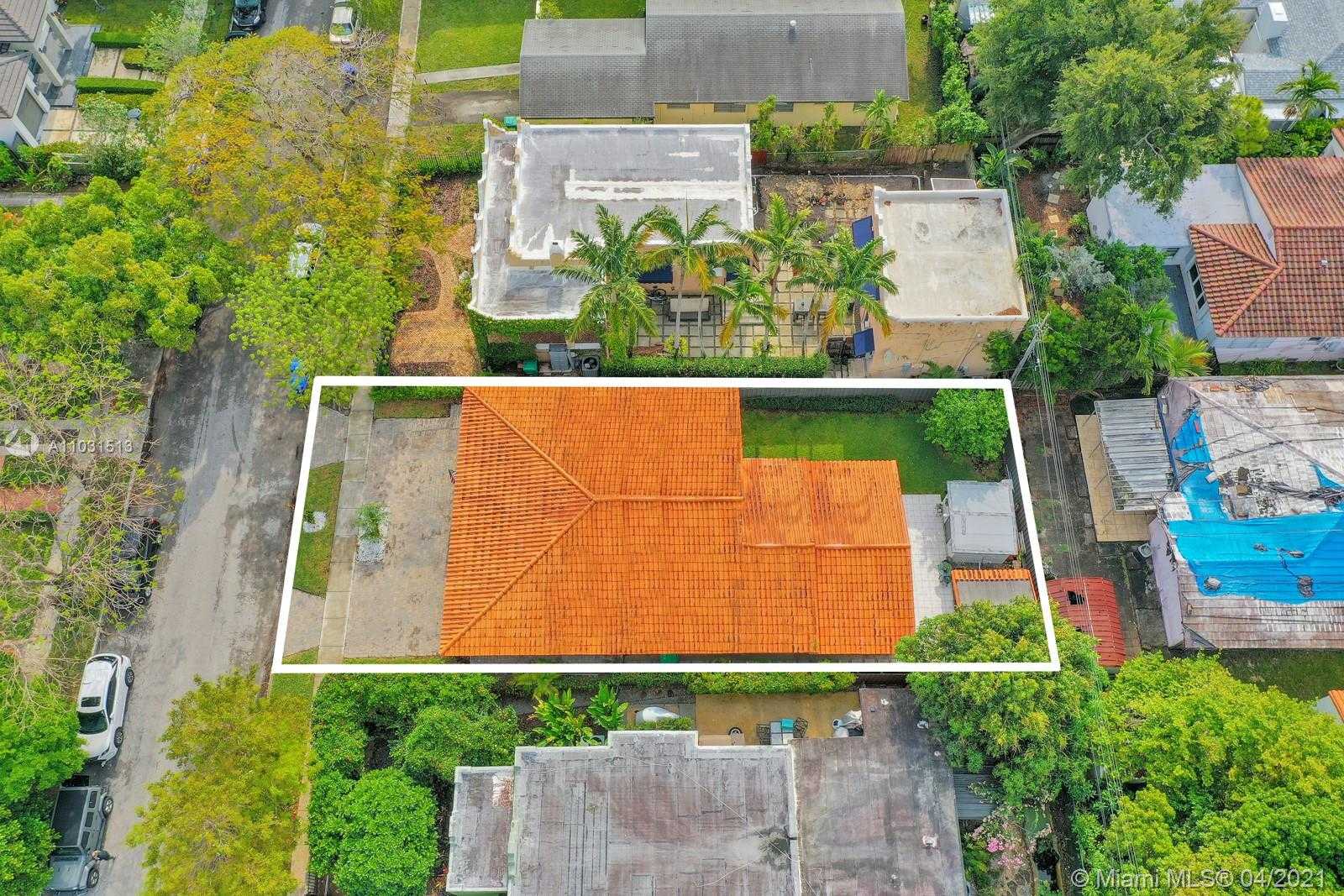 Small Image of 1436 SOUTH WEST 14TH TER, Miami Number 32