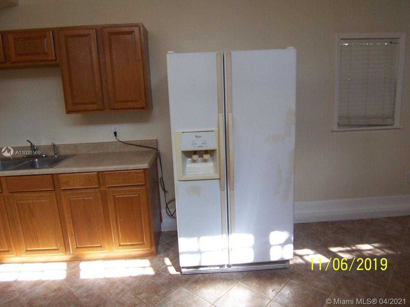Small Image of 105 TREE LN, Key Largo Number 14