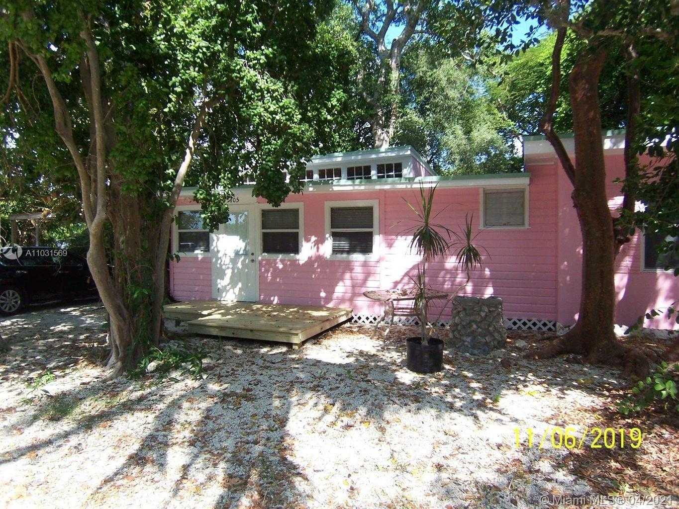 Small Image of 105 TREE LN, Key Largo Number 3