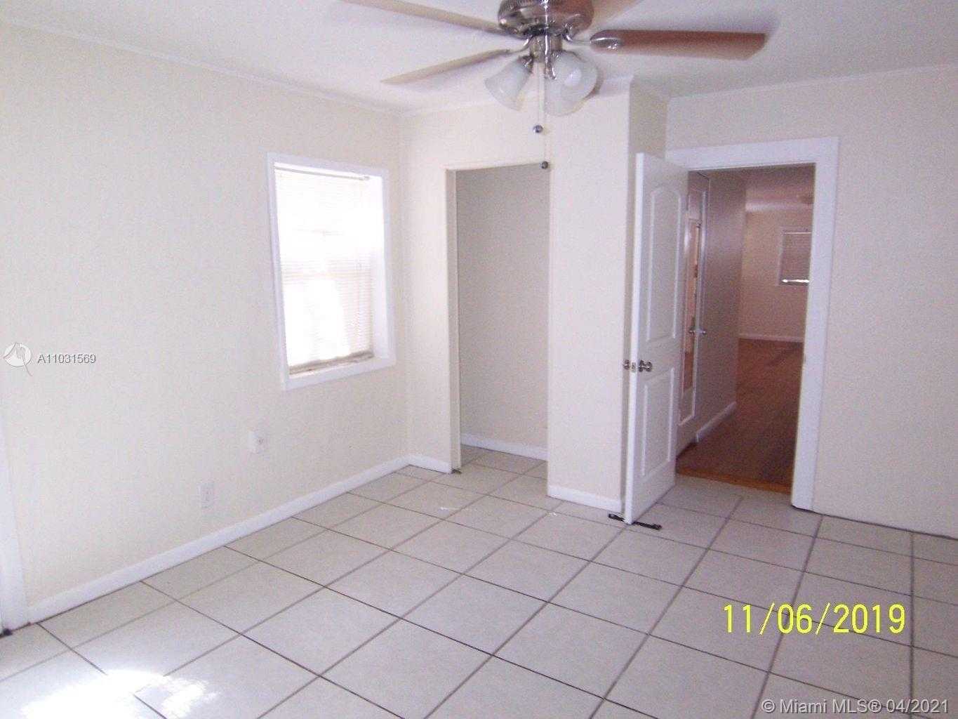 Small Image of 105 TREE LN, Key Largo Number 5
