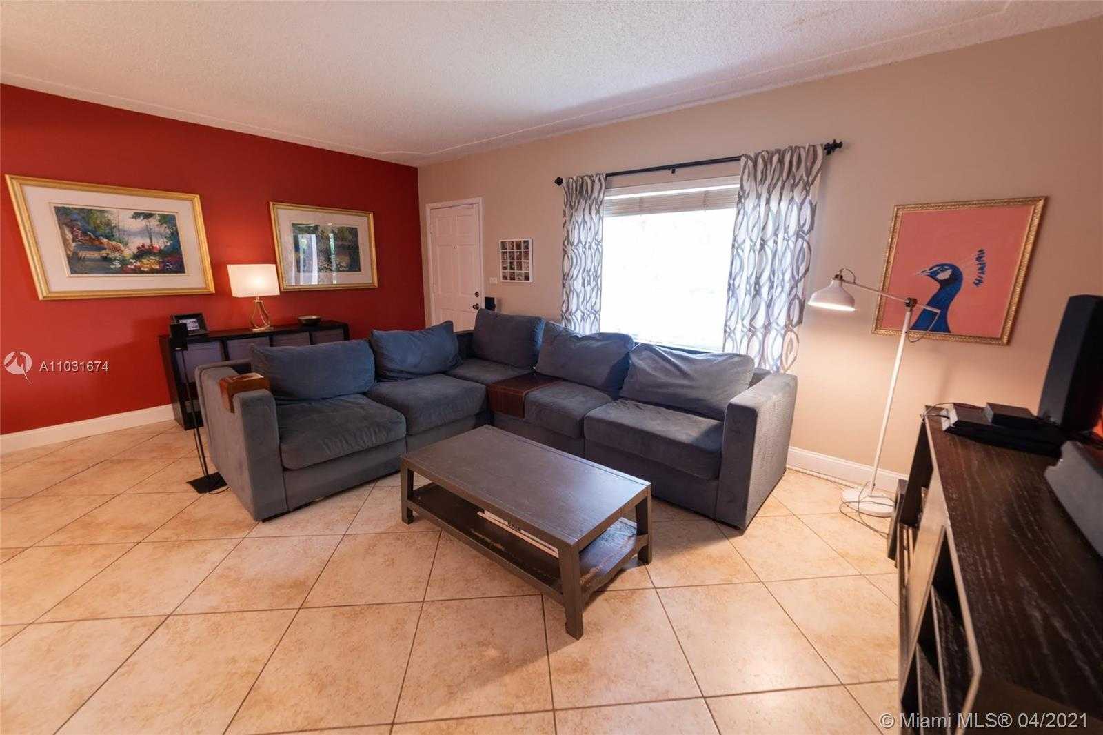Small Image of 7520 SOUTH WEST 58TH ST, Miami Number 5